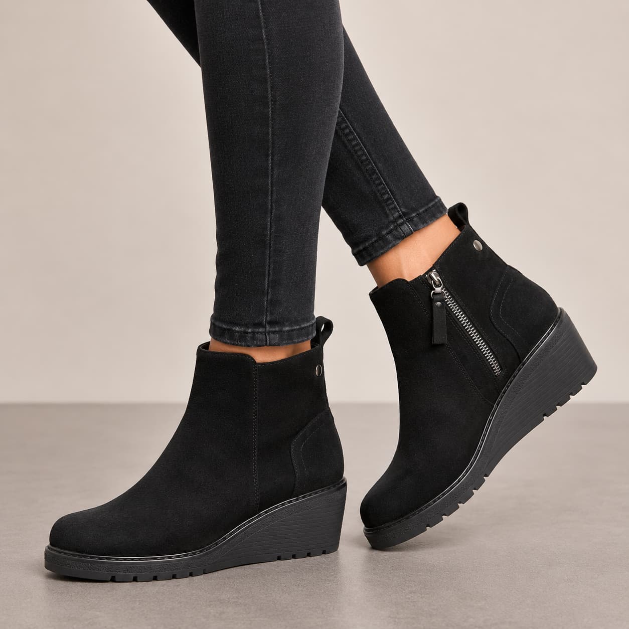 Antwerp Wedge Ankle Boots