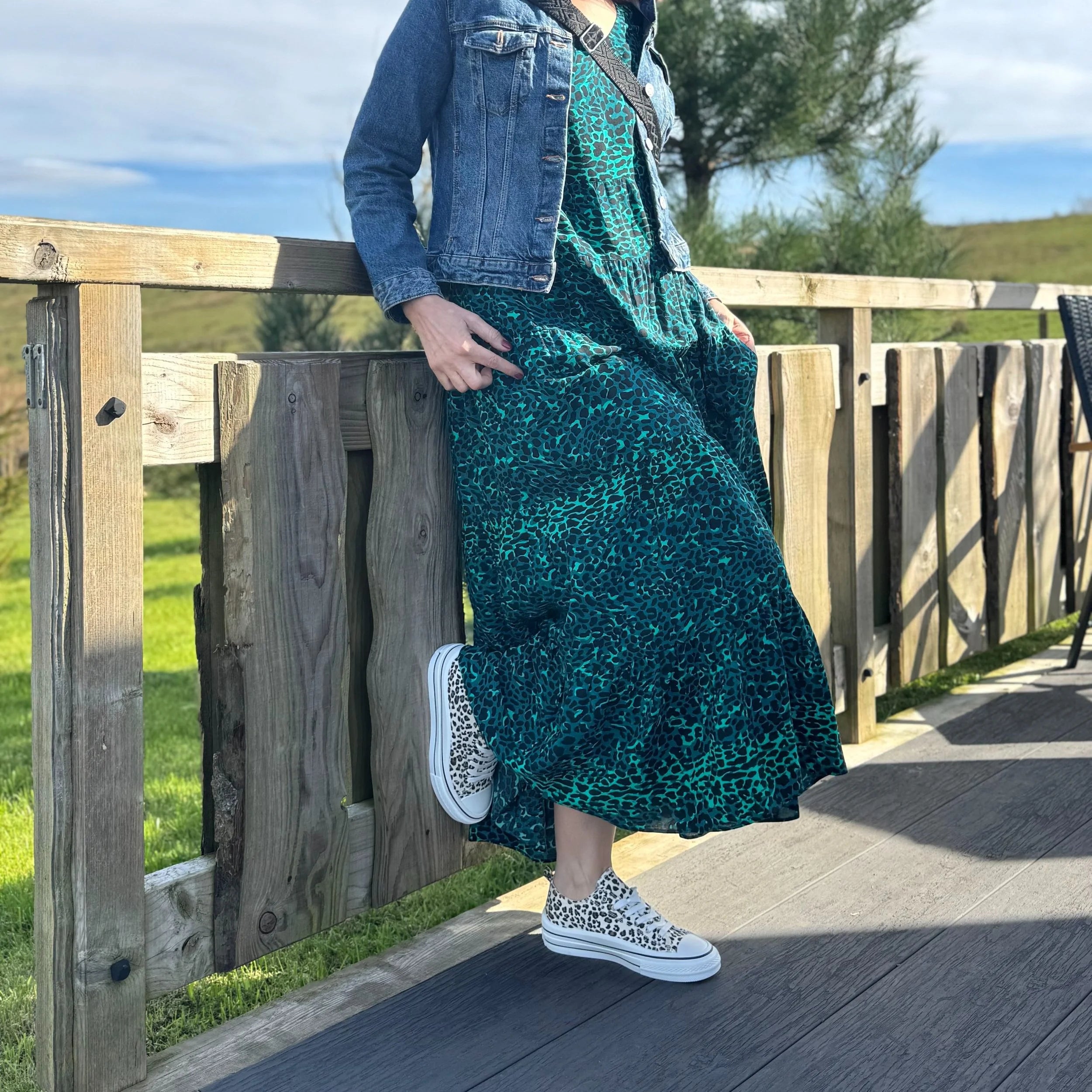 Montpellier Lace Canvas