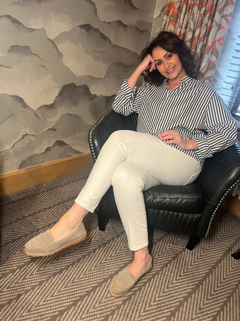 Shore Saddle Trim Loafers