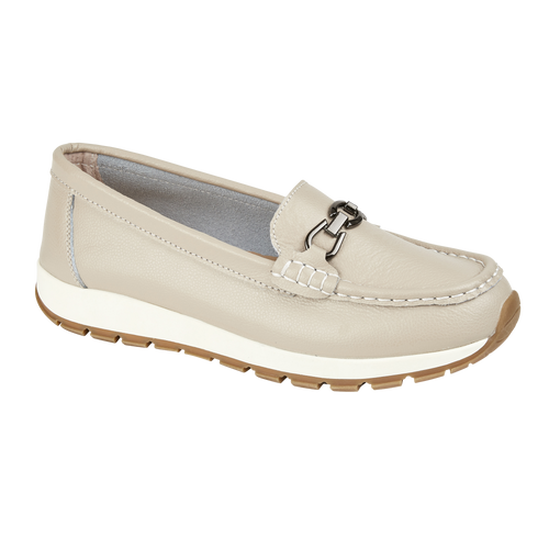 Smoke ecru leather loafer with metal trim on chunky sole JO & JOE