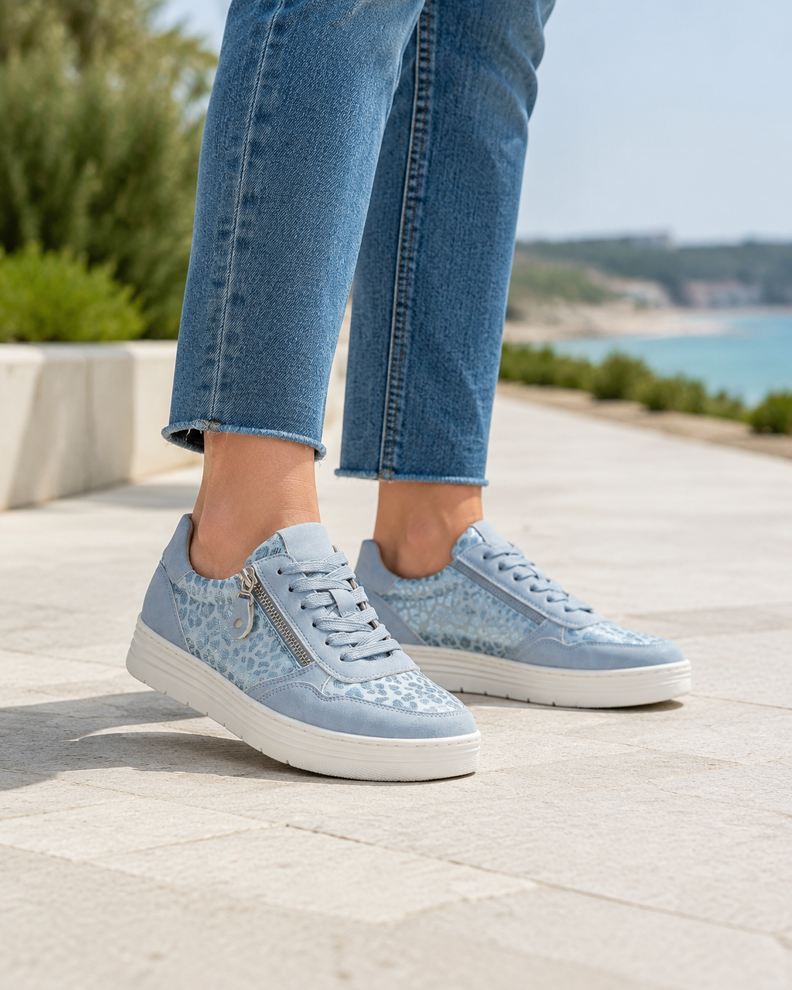 Osprey Lace Trainers